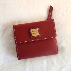 Small Dooney and Bourke wallet